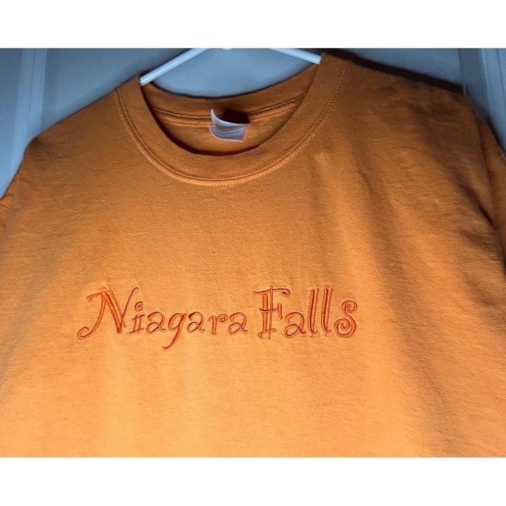 Vintage Y2k Niagara‎ Falls Embroidery Orange T-Shirt Size Mens Large No Flaws